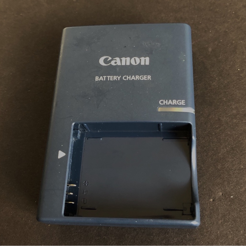 Canon CB-2LX Battery Charger for NB-5L Battery Tested